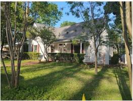 featured image of 504 North Newsom Street #504