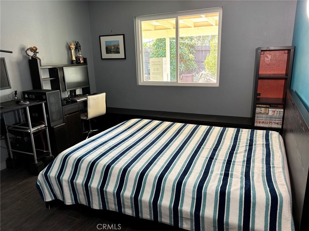 942 Wren Way #942 - Photo 2 of 9