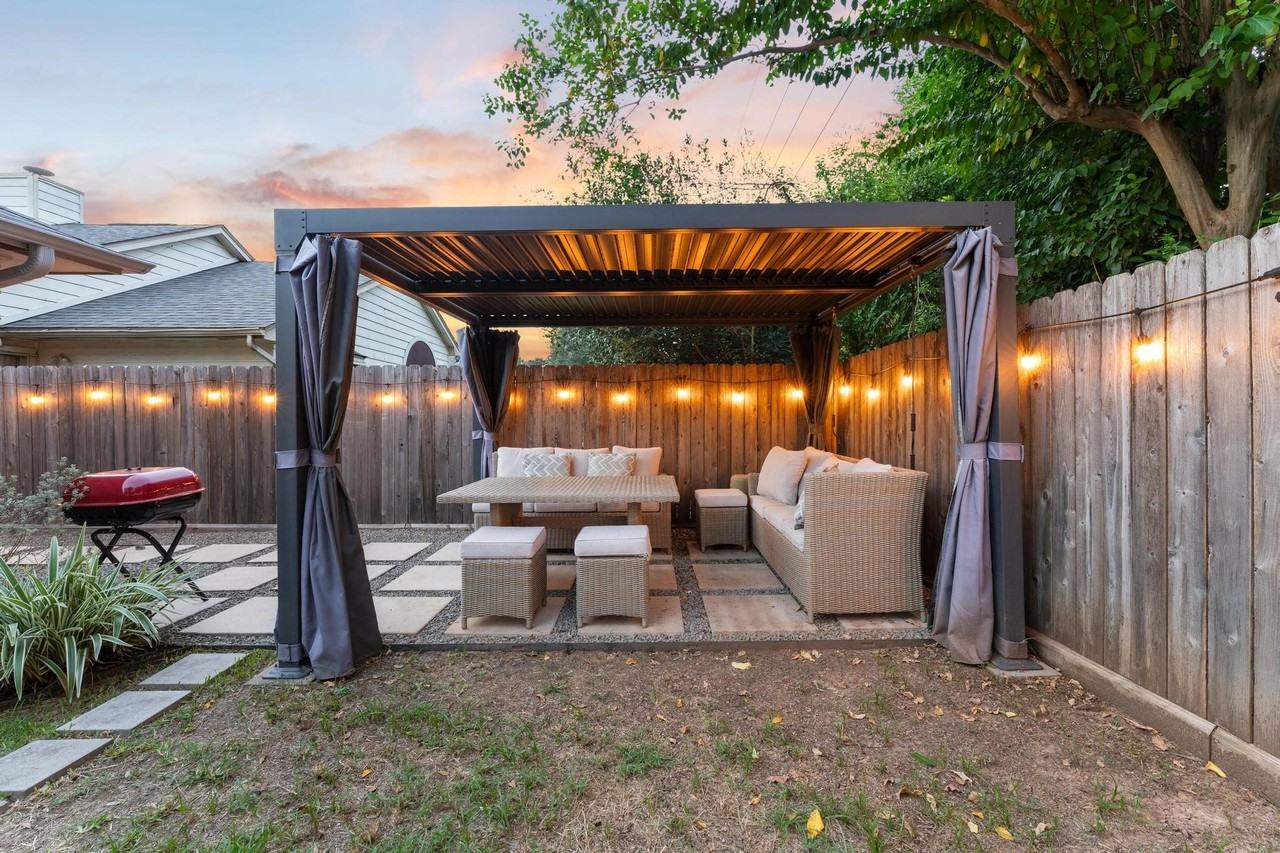 7764 Park Falls Drive #7764 - Photo 3 of 24