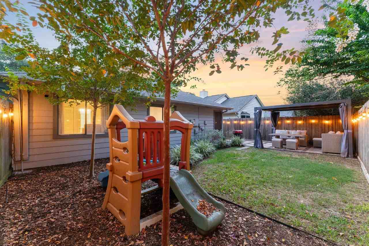 7764 Park Falls Drive #7764 - Photo 5 of 24