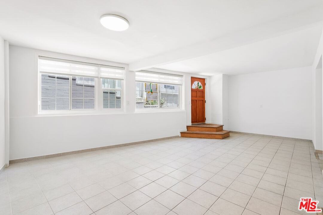 1635 South Beverly Glen Boulevard #1635-7 - Photo 7 of 24