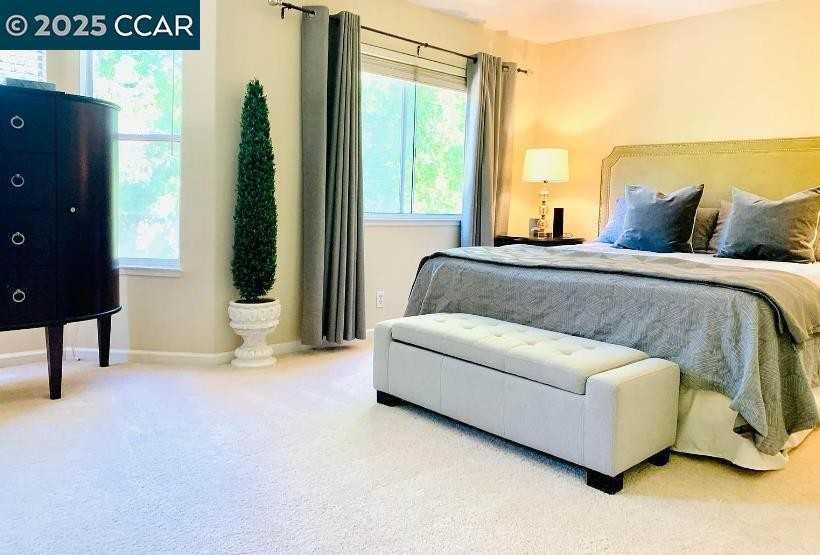 1576 Silverwood Court #1576 - Photo 5 of 20