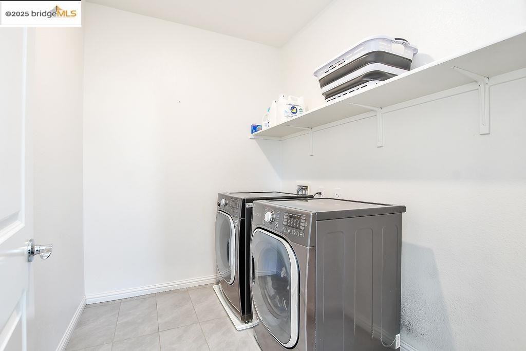 278 Sespe Creek Avenue #278 - Photo 5 of 24