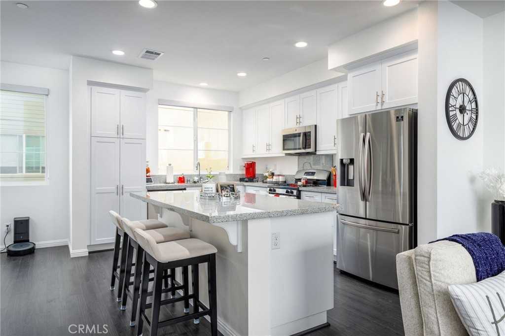 677 Savi Drive #677-103 - Photo 4 of 24