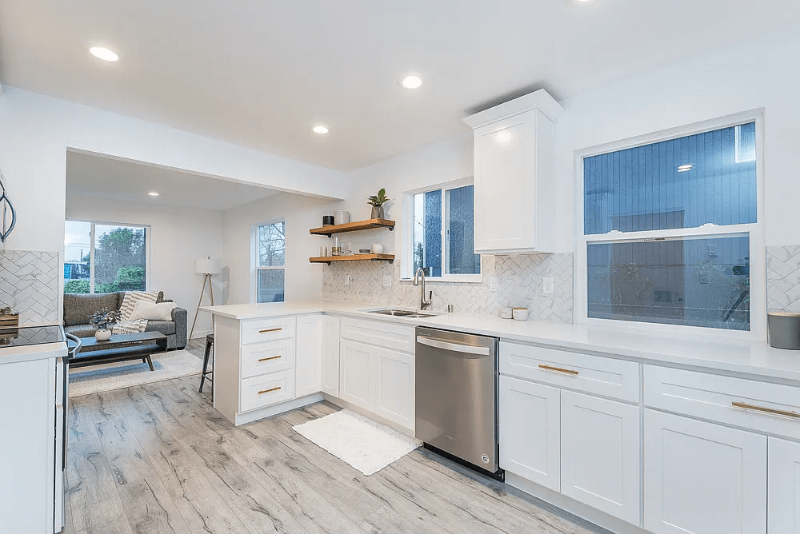 1018 East 56th Street - Photo 2 of 25