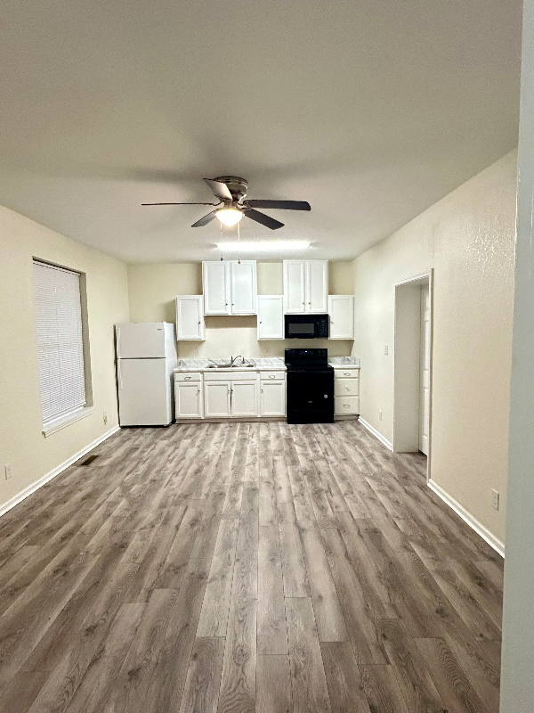 404 East 18th Street #A - Photo 4 of 19