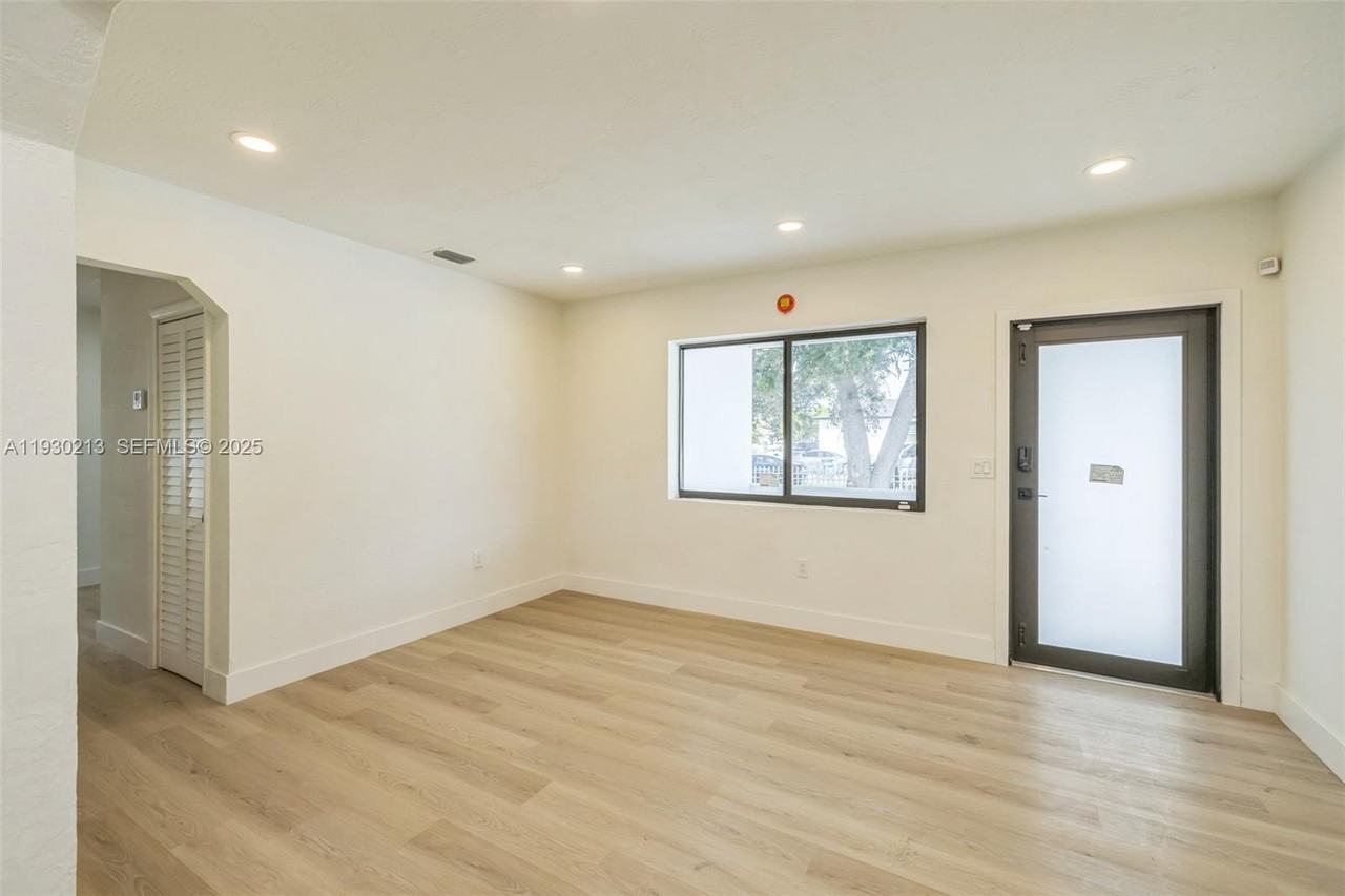 9055 Northwest 33rd Avenue Road #9055 - Photo 3 of 32