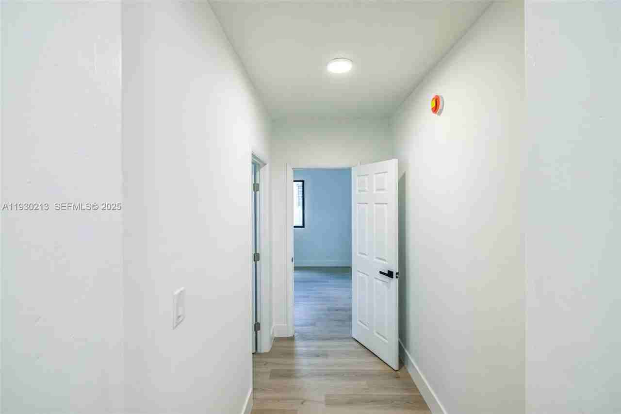 9055 Northwest 33rd Avenue Road #9055 - Photo 7 of 32