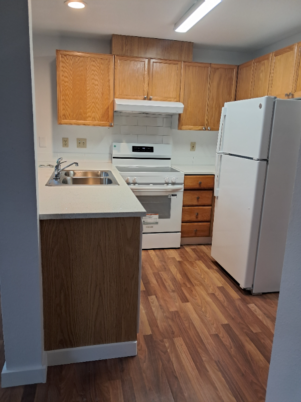 806 Southeast 153rd Avenue #A - Photo 7 of 12