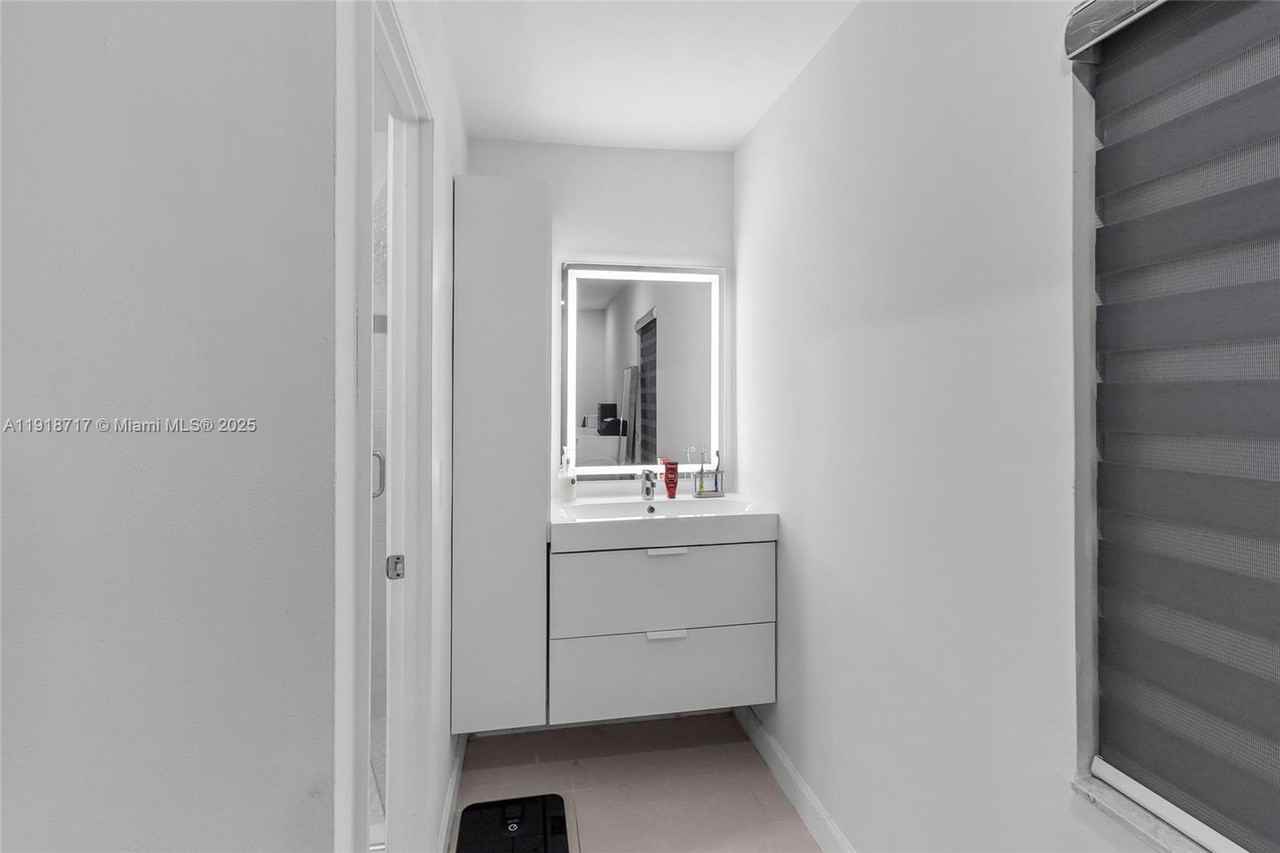 4456 Southwest 136th Place #4456-4456 - Photo 2 of 20