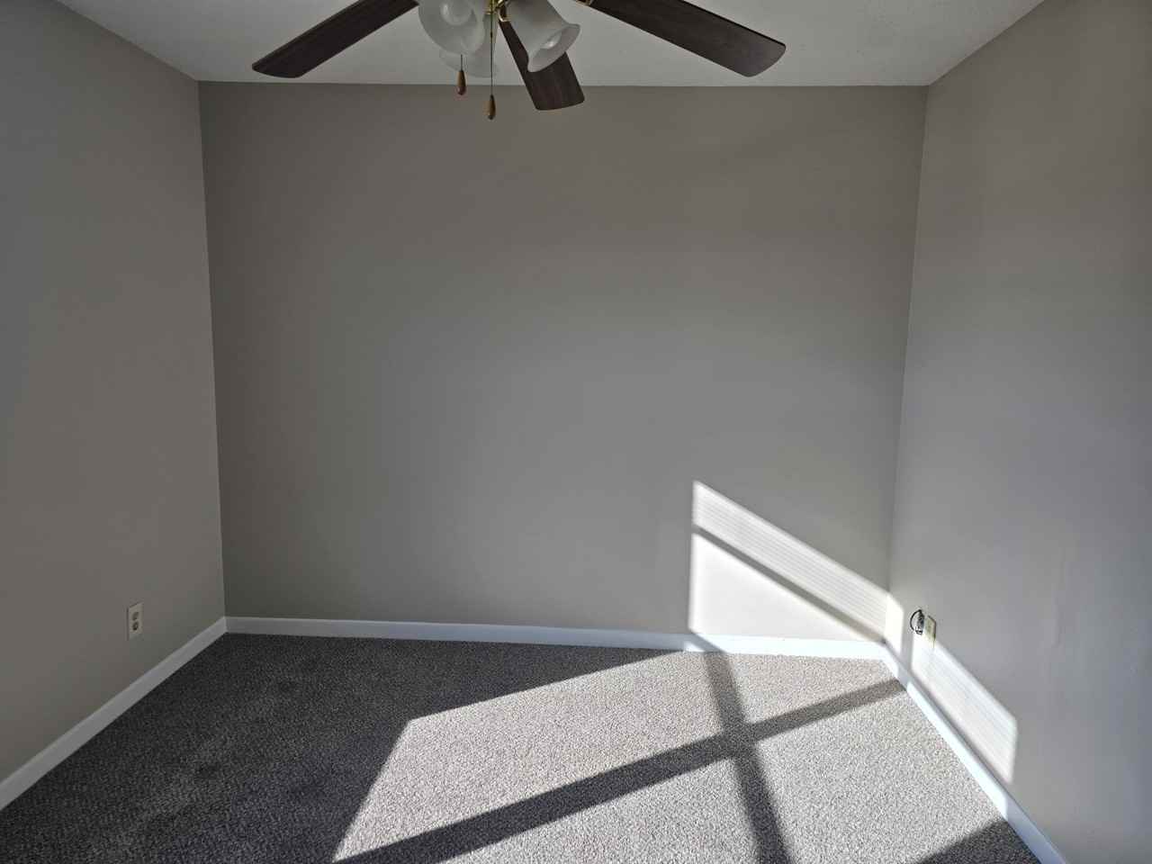 206 Ann Circle #206-5 - Photo 4 of 32