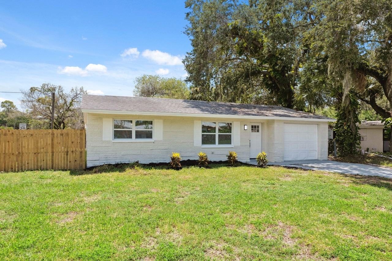 4946 Avery Rd #4946 - Photo 4 of 10