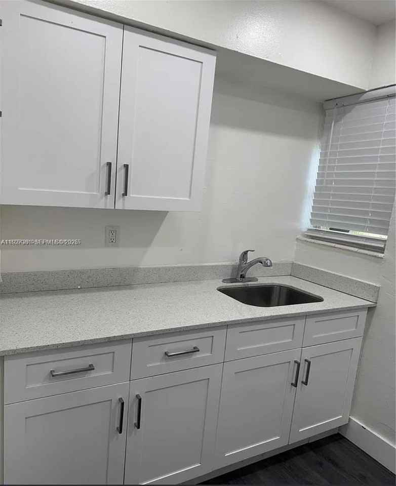 522 Northwest 13th Avenue