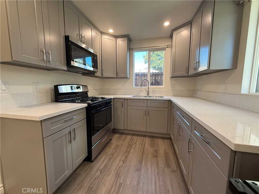 5667 Ensign Avenue #5667