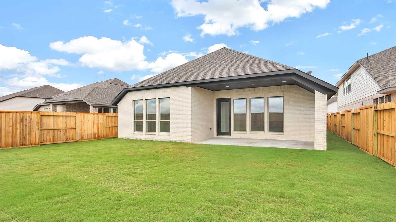 30130 Aralia Drive #30130 - Photo 4 of 16