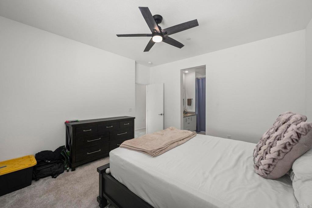 Seacliff Pl #5480-44 - Photo 3 of 23