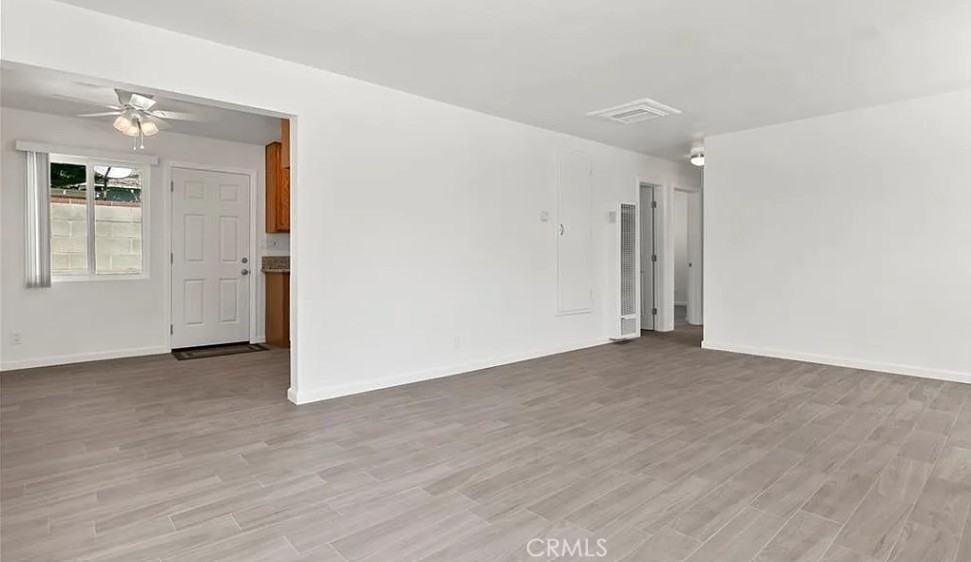 45122 Date Avenue #45122 - Photo 5 of 9