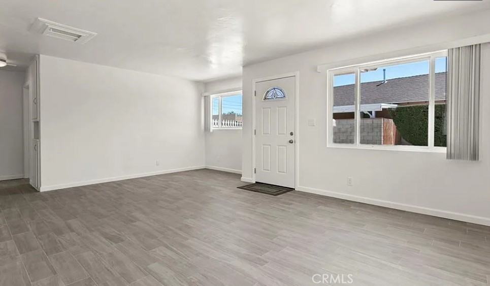 45122 Date Avenue #45122 - Photo 6 of 9