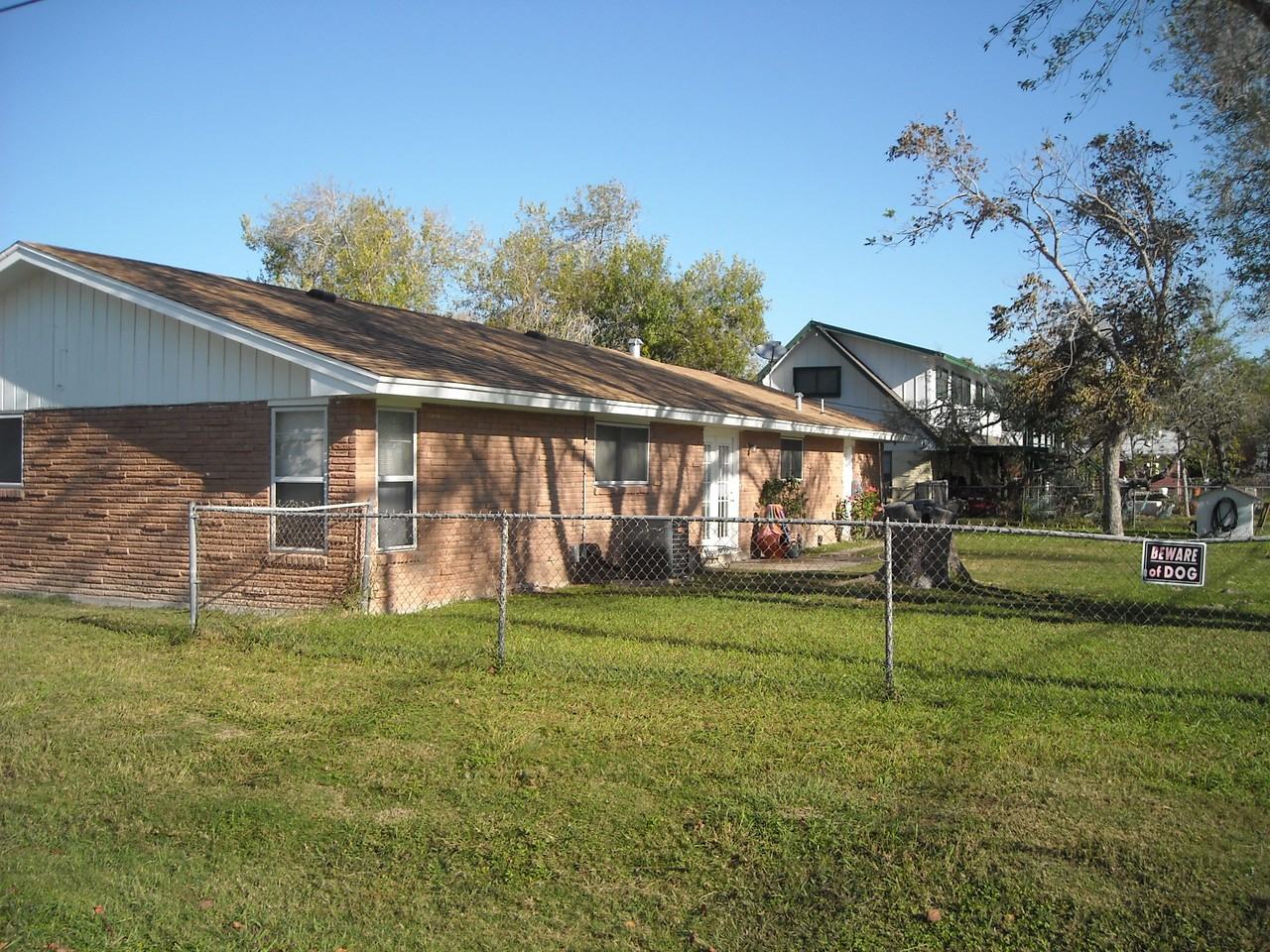 3319 Susan Cir - Photo 2 of 7