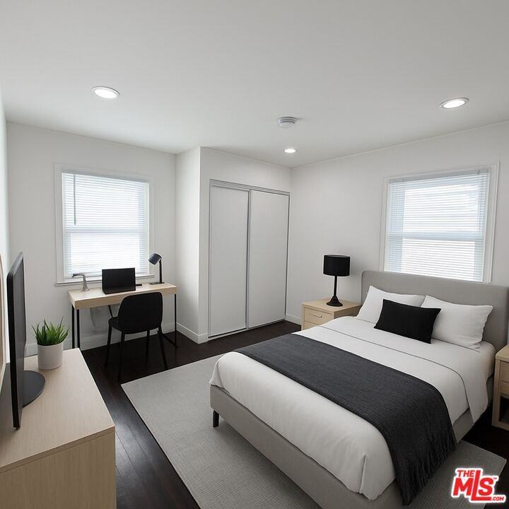 5526 Franklin Avenue #55261-2 - Photo 3 of 15