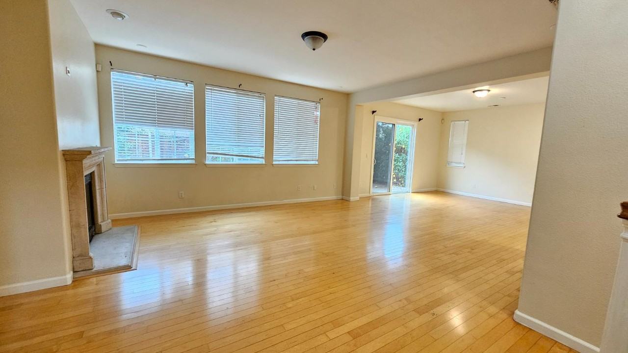 480 Orinda Court #480 - Photo 2 of 10