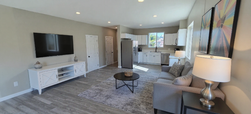 10663 Encino Avenue - Photo 3 of 12