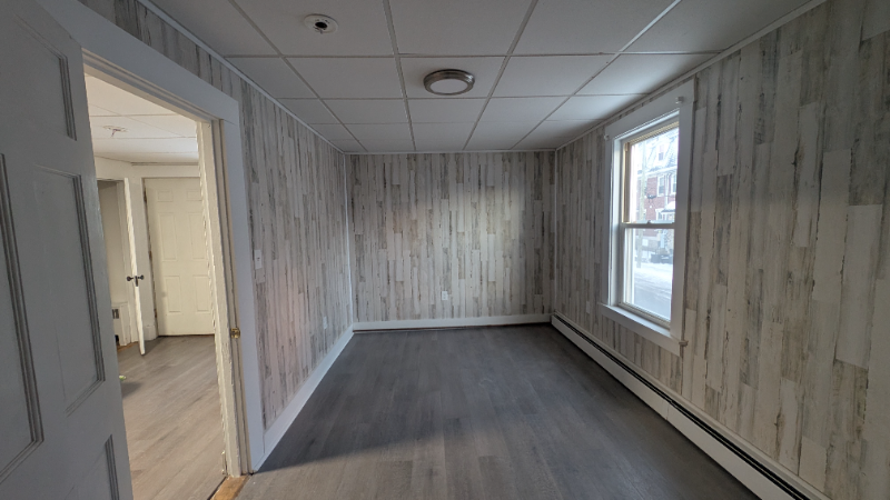 250 Madison Ave #3 - Photo 5 of 6