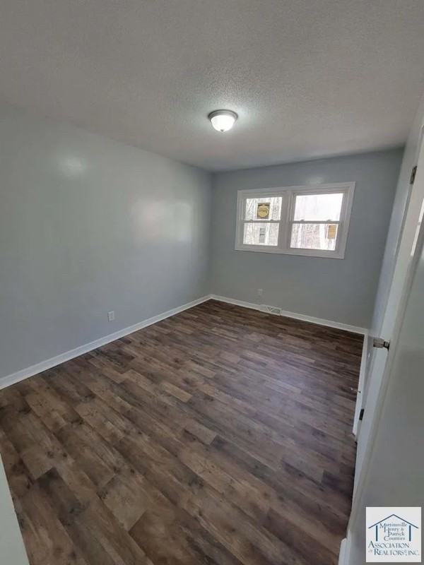 122 Pony Place - Photo 2 of 8