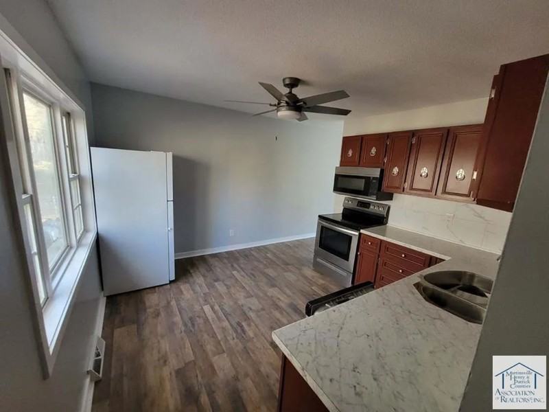 122 Pony Place - Photo 3 of 8