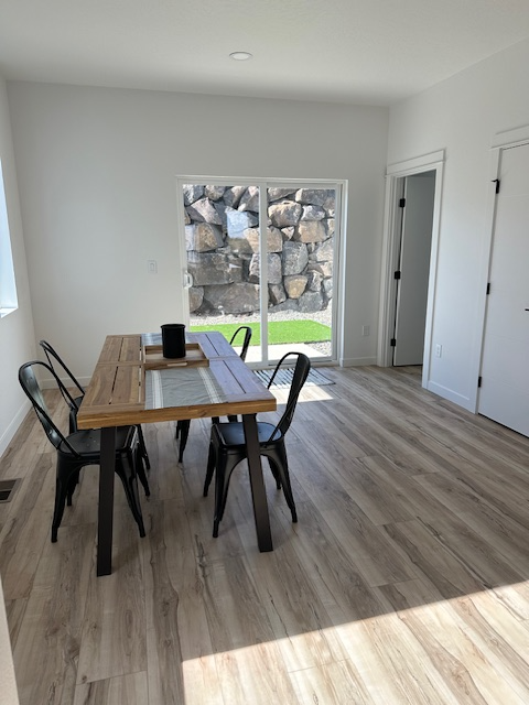 425 Ward Street #CT - Photo 5 of 17