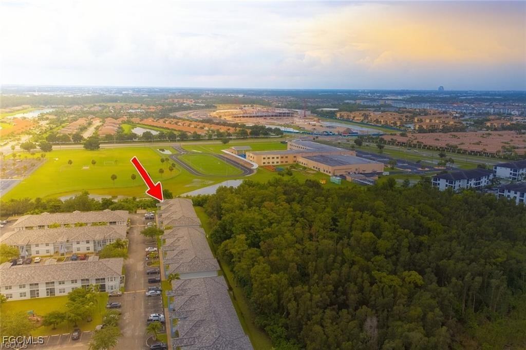 8423 Bernwood Cove Loop #8423-401 - Photo 4 of 17