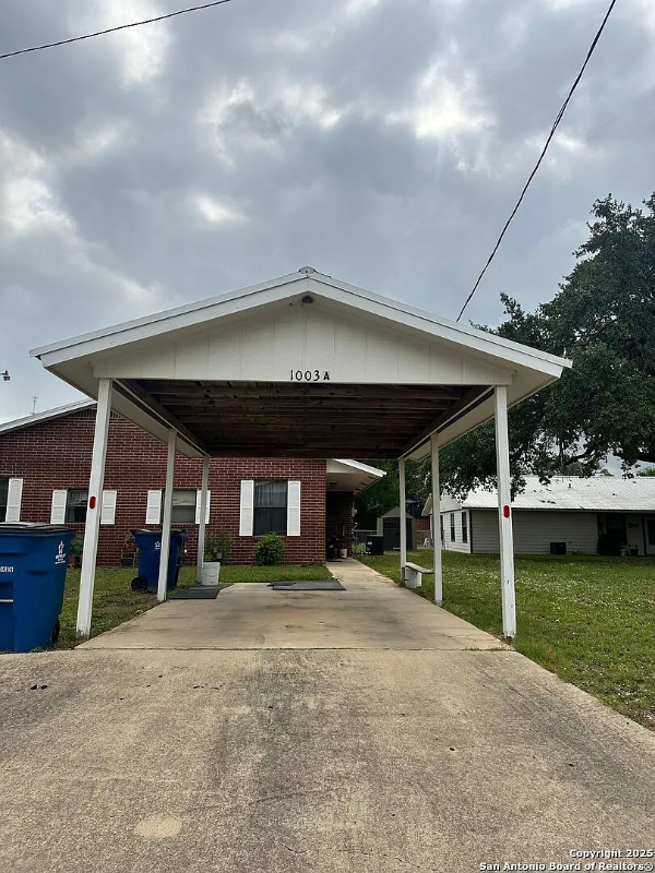 1003 Commerce Street #A - Photo 3 of 18