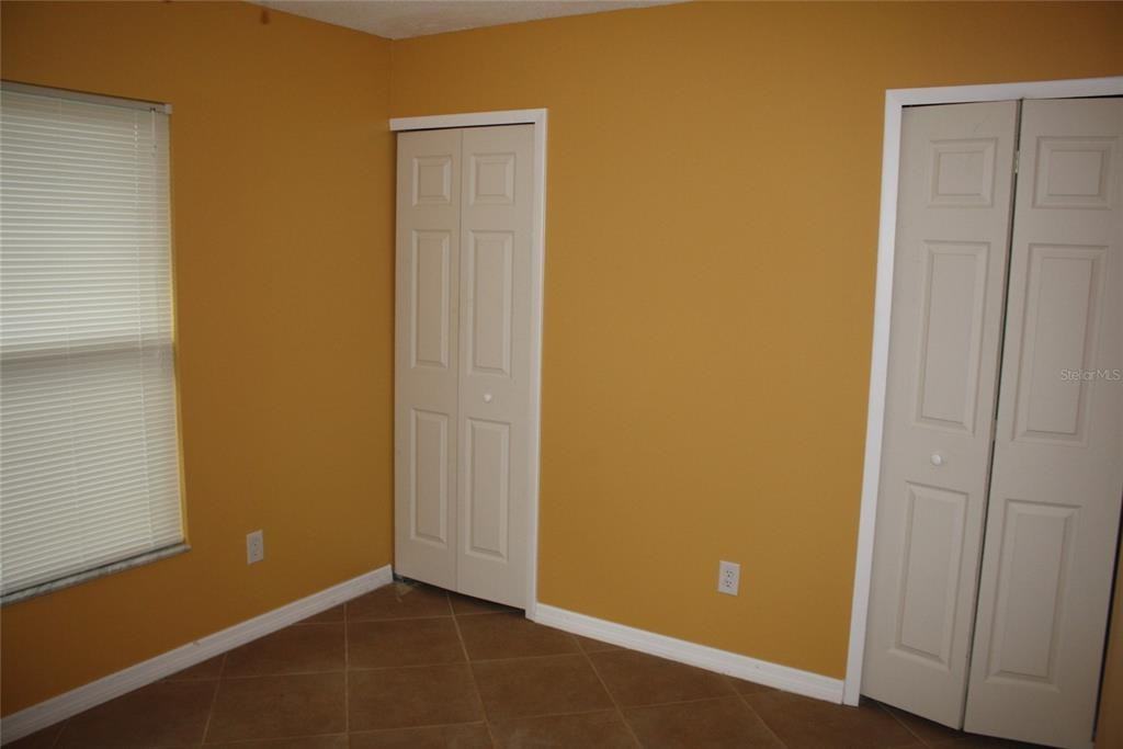 728 Oak Manor Circle #728 - Photo 5 of 9