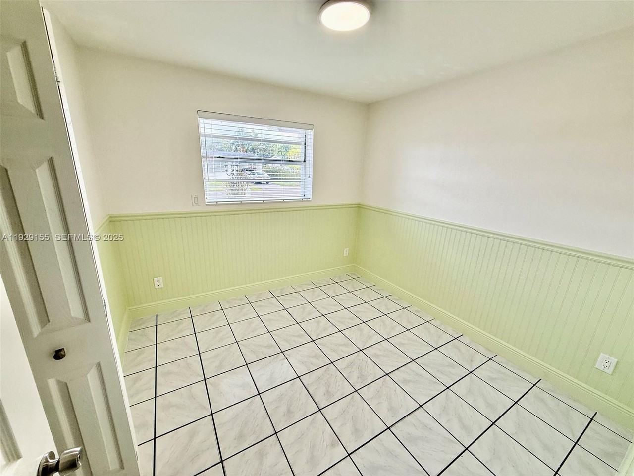 8855 Southwest 17th Terrace #8855 - Photo 4 of 27