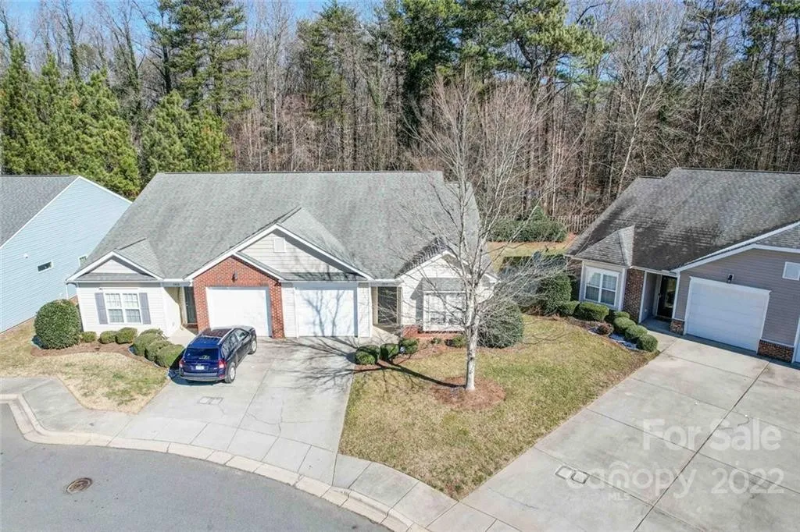 5814 Bradford Lake Lane - Photo 4 of 19