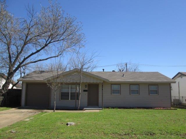 414 Himes Dr - Photo 2 of 21