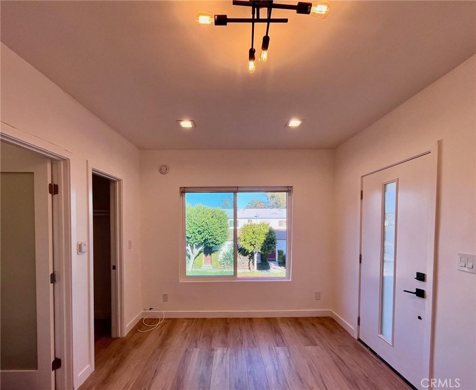 2626 Cloverfield Blvd #2626 - Photo 2 of 4