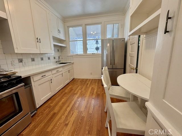 1325 East Altadena Drive #1325 - Photo 6 of 9