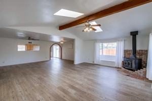 featured image of 903 Hunter Street #903