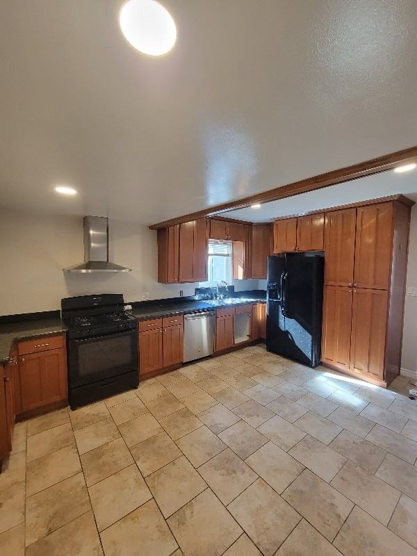 2730 Lime St #A - Photo 4 of 15