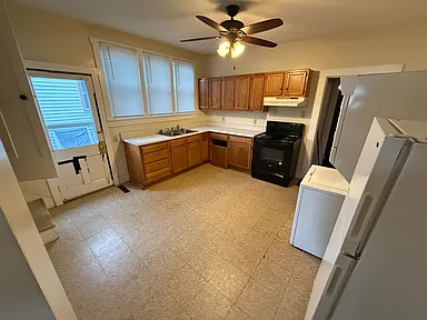 118 West Buckeye Avenue #1 - Photo 2 of 7