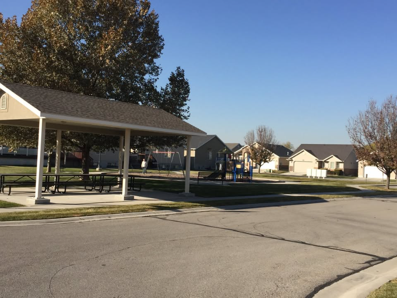 1519 West Turtle Dove Lane - Photo 3 of 9