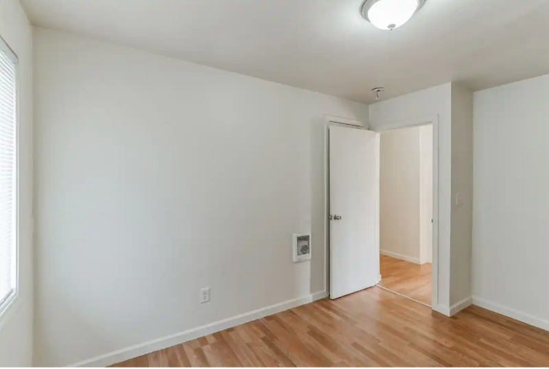 591 West Sherman Street #6 - Photo 5 of 7