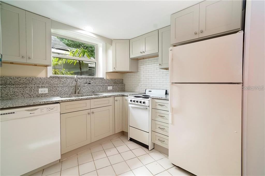 445 Shine Avenue #445A - Photo 2 of 10