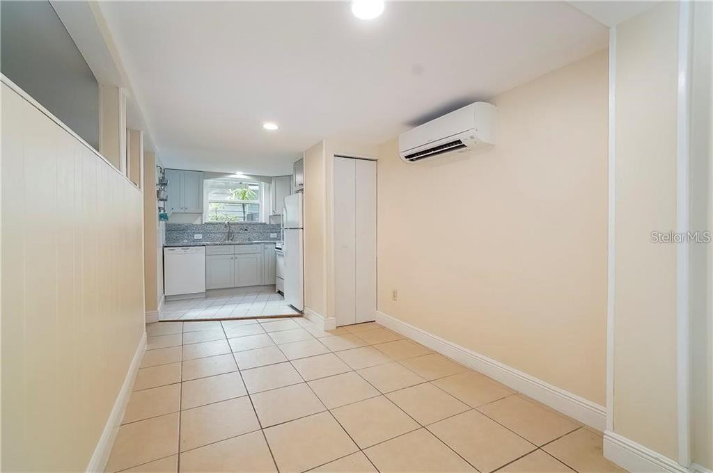 445 Shine Avenue #445A - Photo 4 of 10