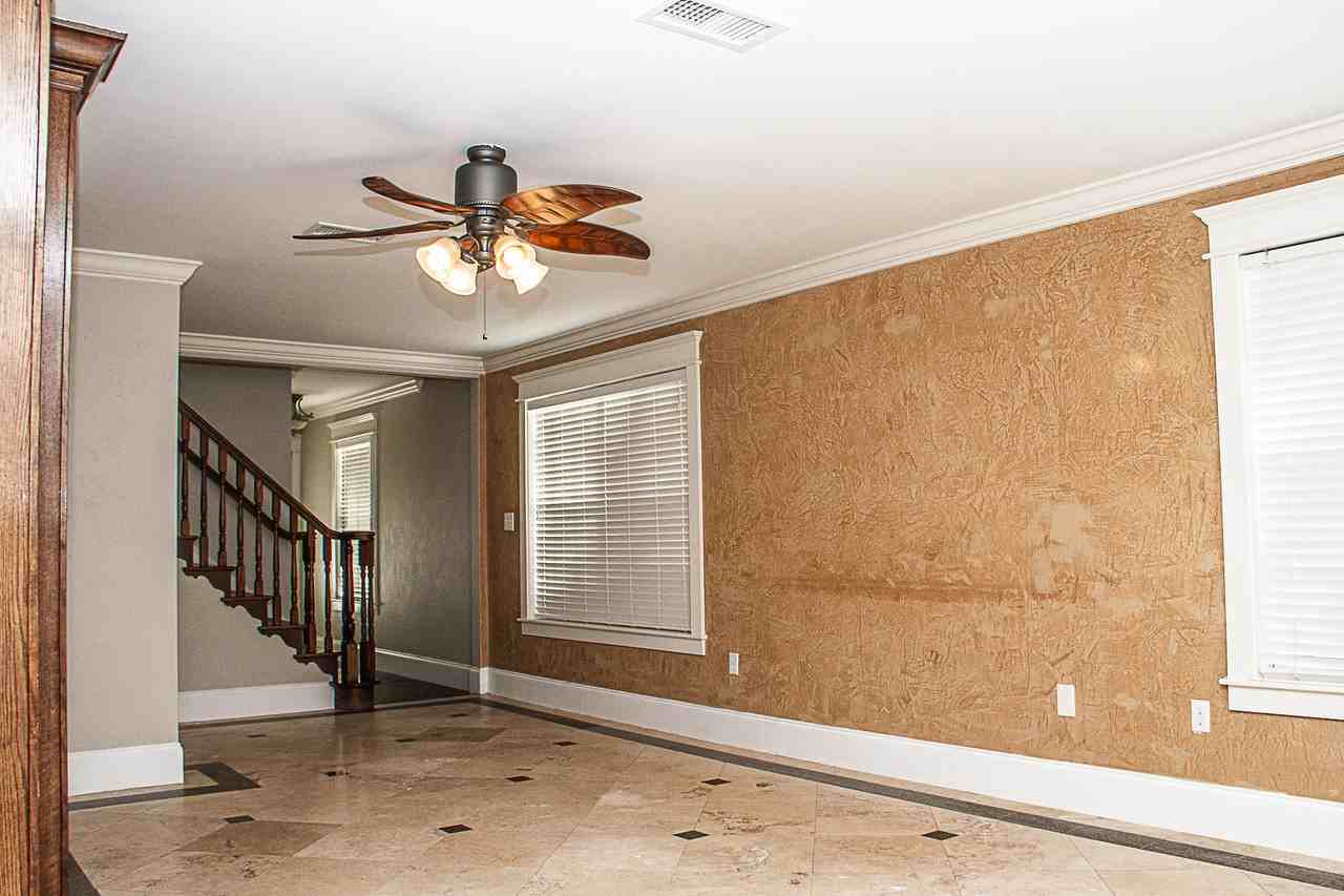 262 Twin Lakes Lane #262 - Photo 2 of 35