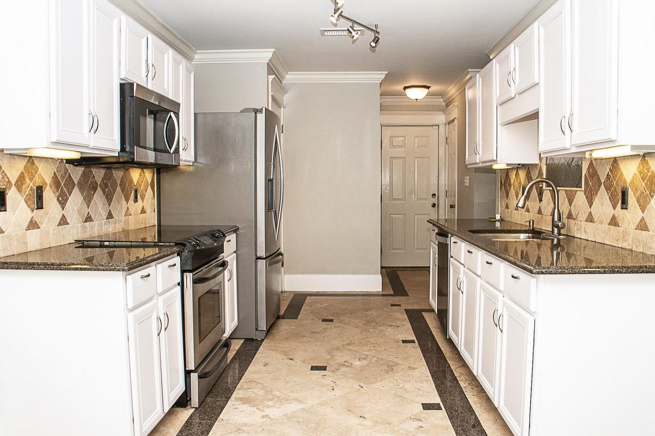 262 Twin Lakes Lane #262 - Photo 5 of 35