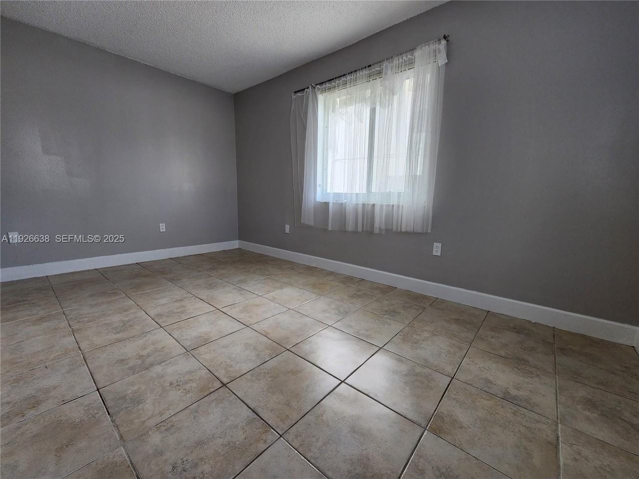 2438 Southwest 114th Avenue #2438 - Photo 6 of 15