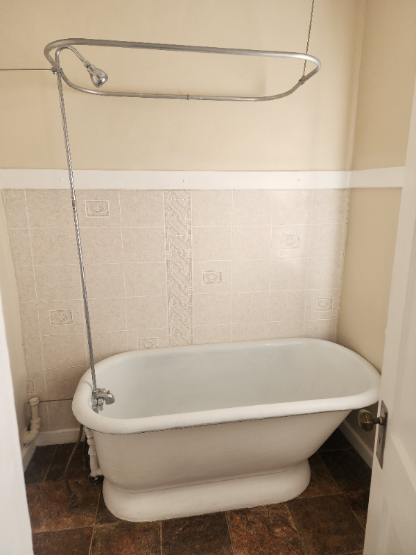 1820 Montana Avenue #20 - Photo 4 of 6