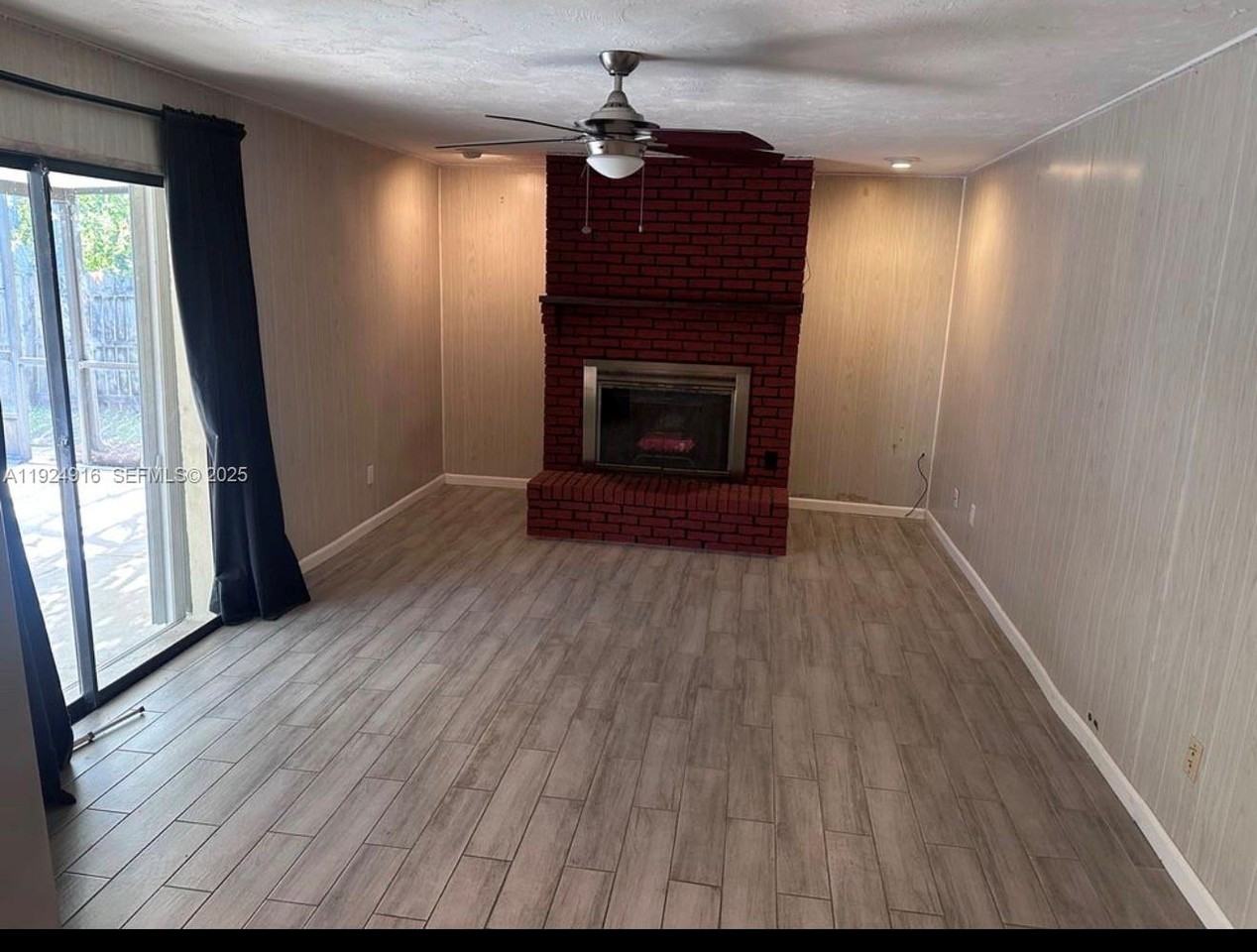 168 Westwood Dr #168 - Photo 3 of 12